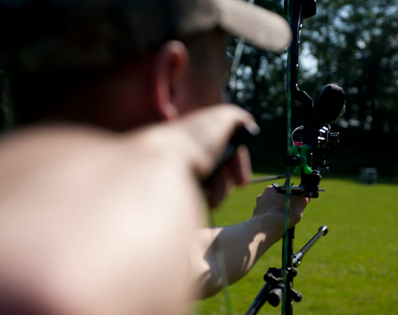 How to Adjust a Bow Sight